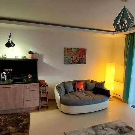 Daire Kikoeto Setany Iii.