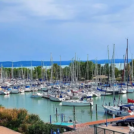 Kikoeto Setany Iii. Apartment Balatonszemes