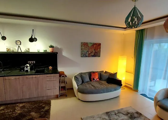 Apartment Kikoeto Setany Iii.