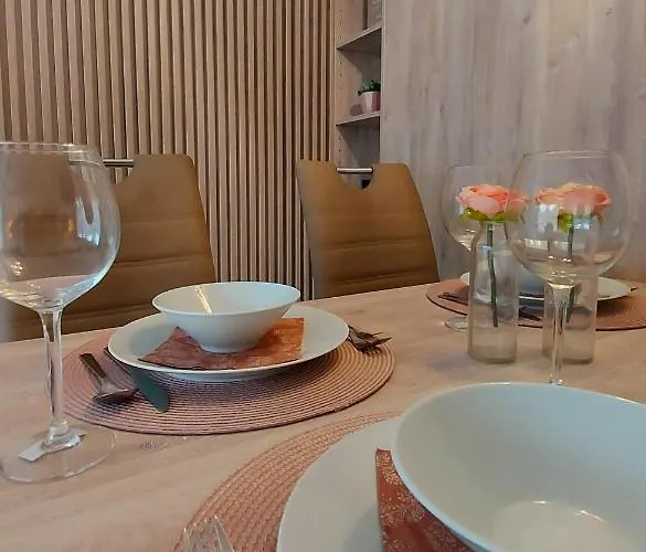 Kikoeto Setany Iii. Apartmán *