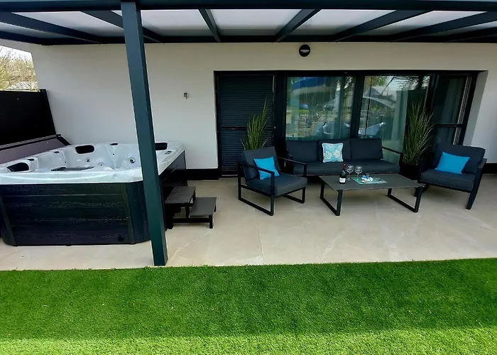 Kikoeto Setany Iii. *